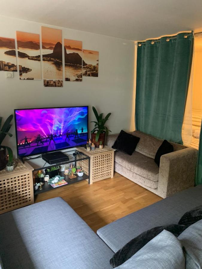 런던 Garden Beautiful Cozy Flat , Recent Decorated. 아파트 외부 사진